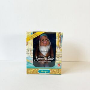 1992 Mattel Disney Snow White and The 7 Dwarfs Sleepy Doll Magic Color Change
